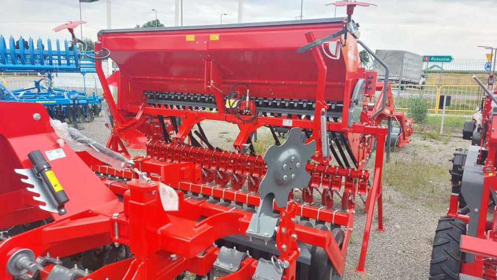 Zestaw uprawo siewny Unia FM 700/3D talerze