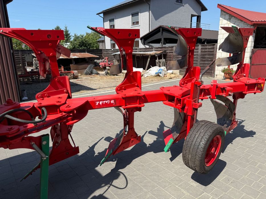 Pług obrotowy Zetor Sukov Junior