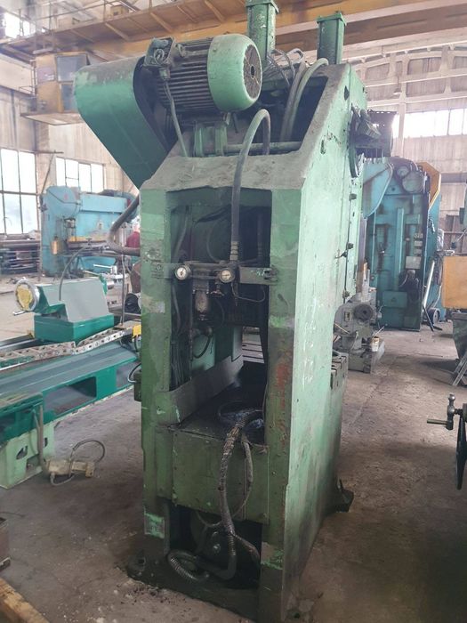 Повністю справний кривошипний прес КД2128, купити прес КД2128