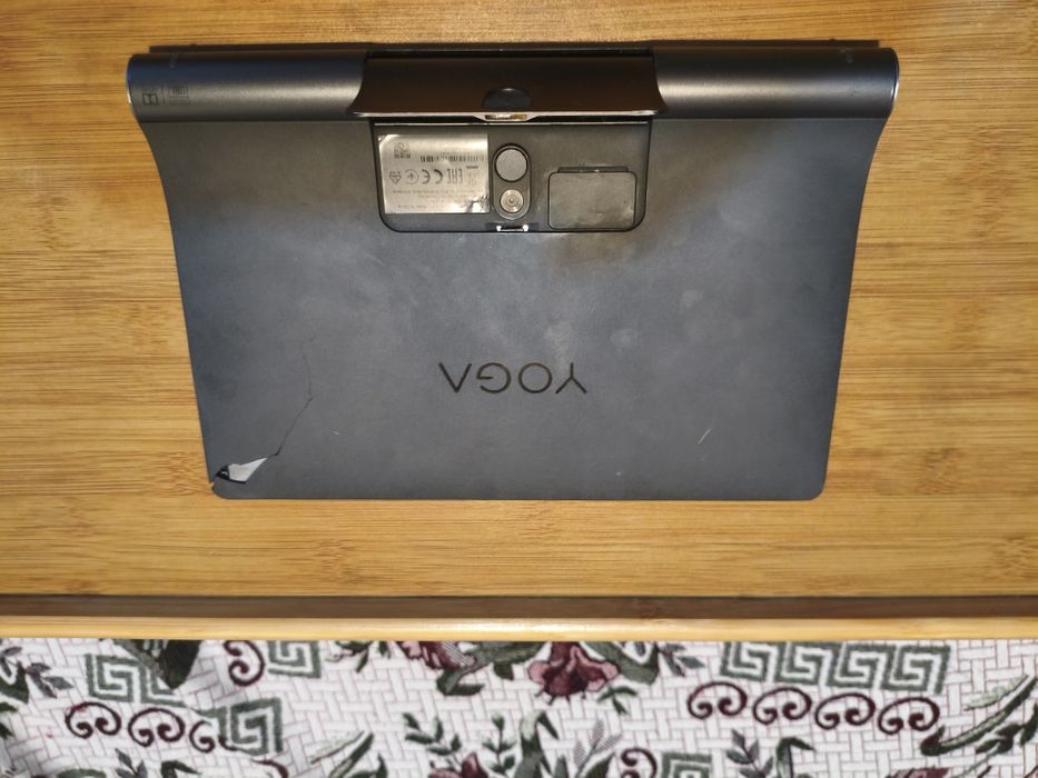 Lenovo yoga  yt-x705l 4/64