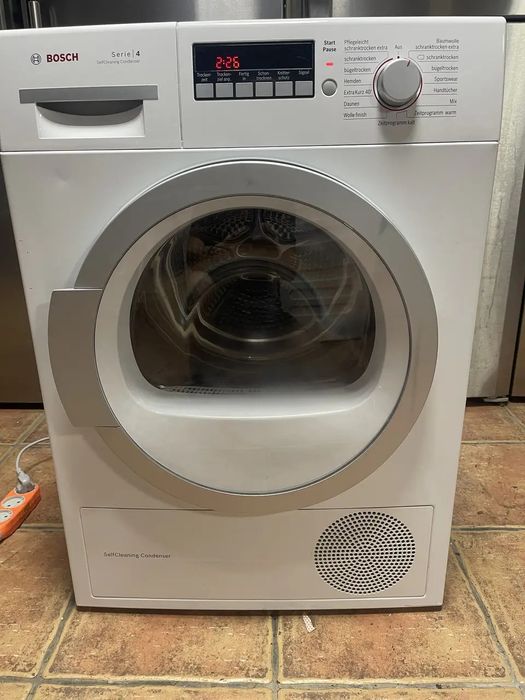 Сушильна машина Bosch WTB86200 serie 4