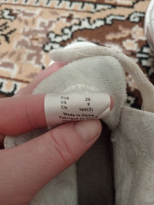 Продам черевики, кросівки на флісі 26 розмір