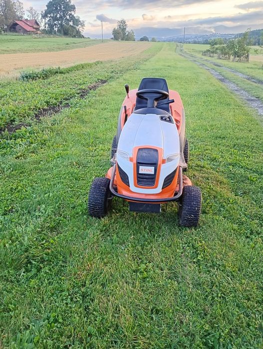 Traktorek kosiarka Stihl 5097 Z automat plus deflektor.