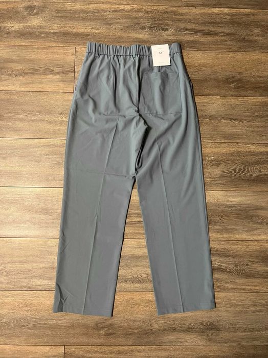 Штани Bershka (р. M-L) Wide Leg