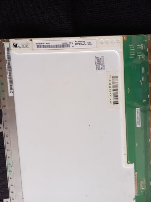 Ecras para portateis 10 euros cada