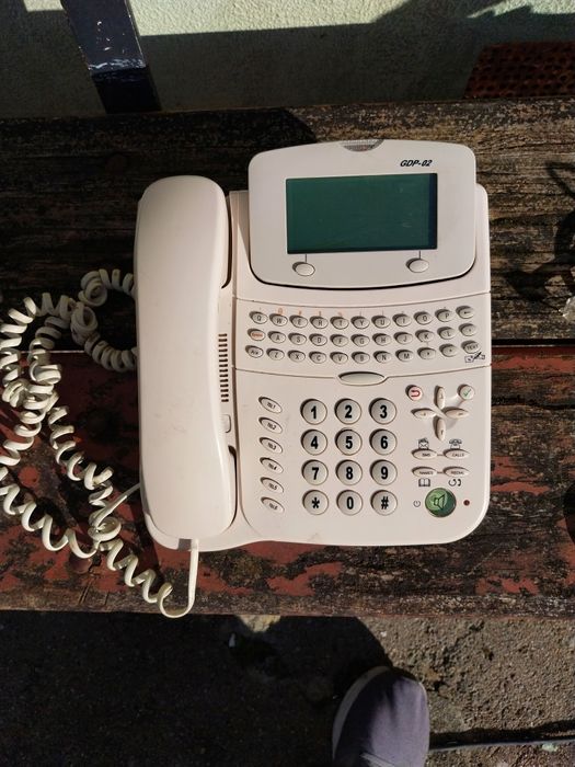 Telefone bastante antigo