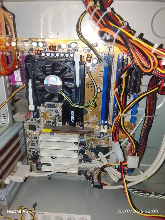 Caixa PC Thermaltake Vintage c/ Janela Acrílico + Componentes (Retro)