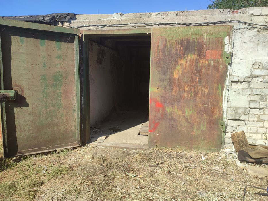 Продам гараж 6х4 общество "Мир"