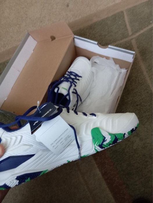 Yonex модель Power Cushion Eclipsion 4