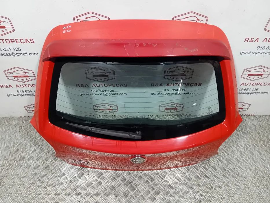 Tampa Porta de Mala Alfa Romeo Mito Com Spoiler Original