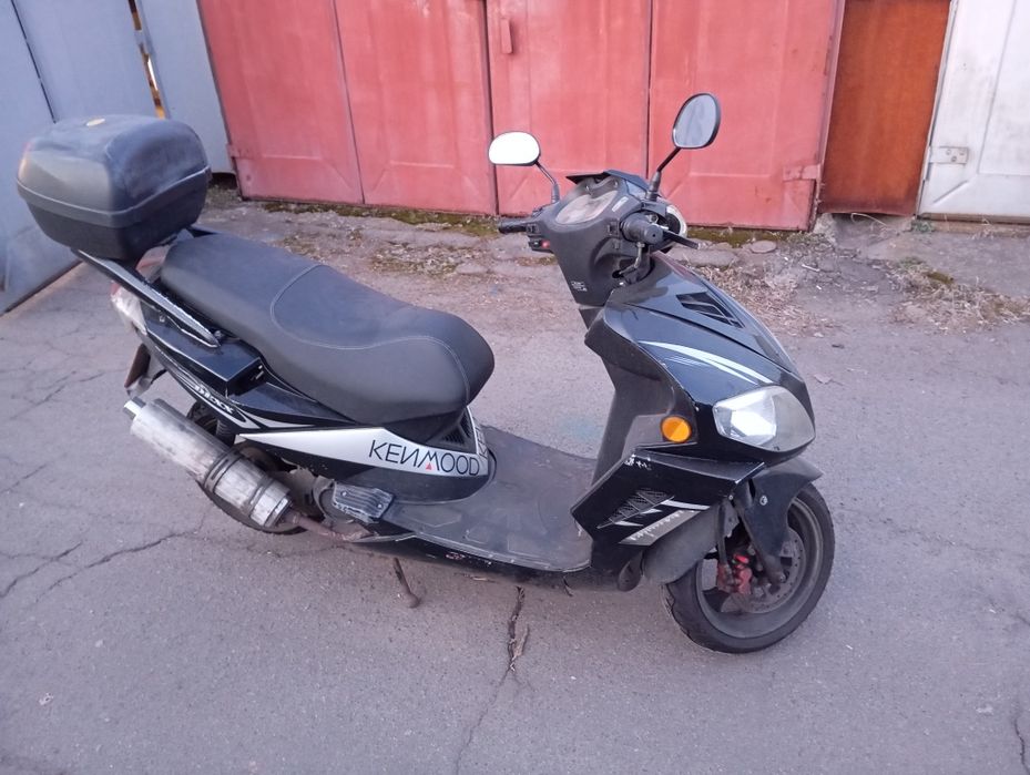 Продам скутер SKYBIKE 150 см³