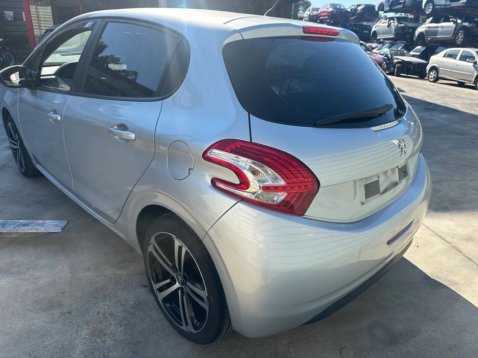 PEUGEOT 208 1.6 EHDI DE 2015