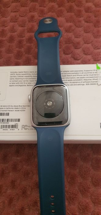 Apple Watch SE 44 мм A2354 GPS + Cellular Blue — стан нового