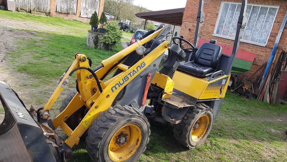 Mini ładowarka łamana Mustang 106,transport Gratis