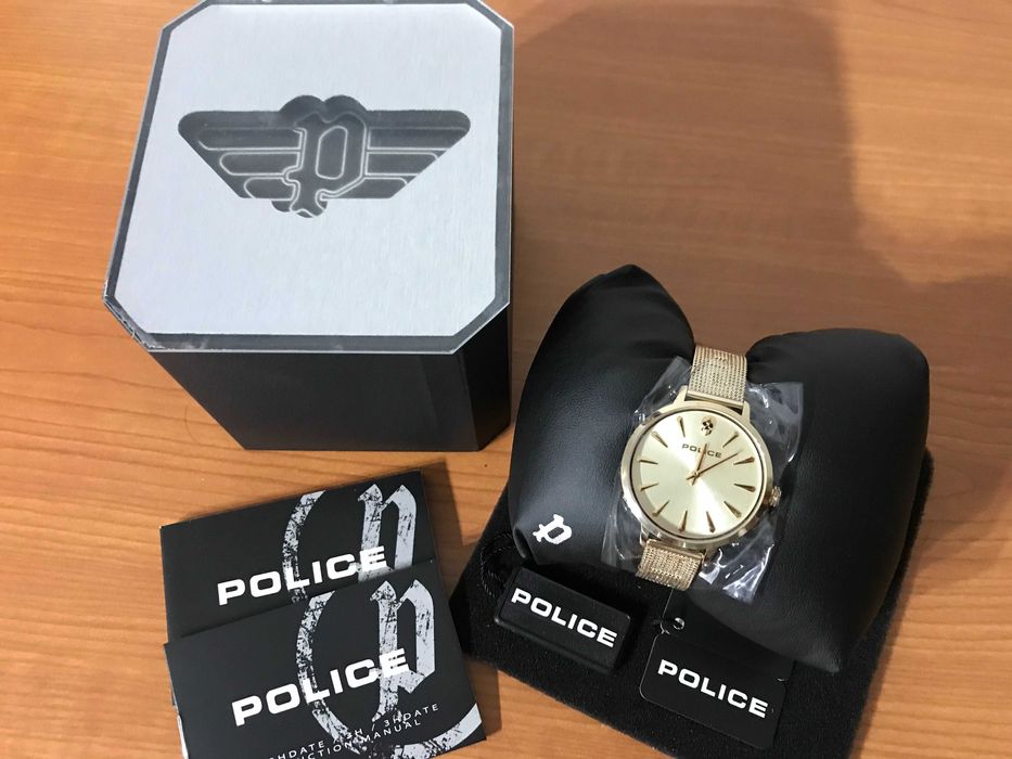 Relógio Police Dourado