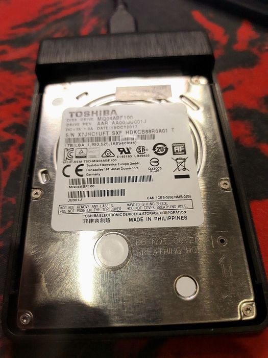 HDD 2.5 1Tb Toshiba жорсткий диск, як новий