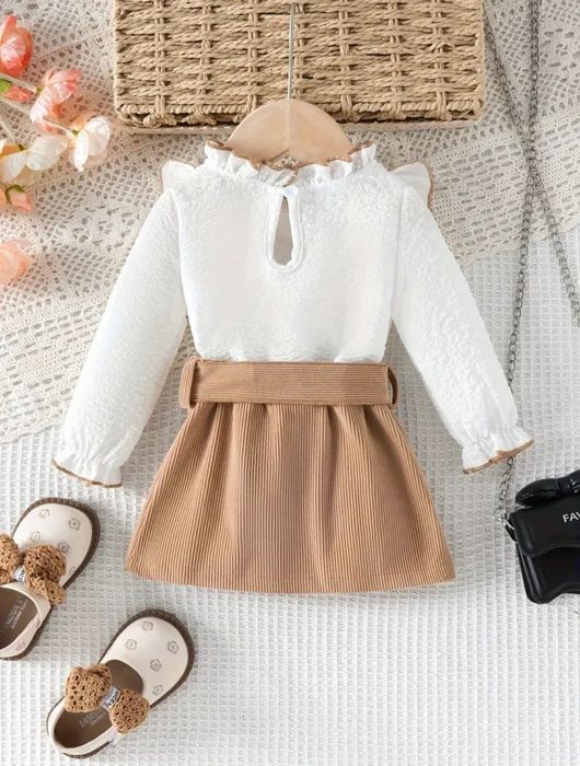 Набір одягу для дівчинки