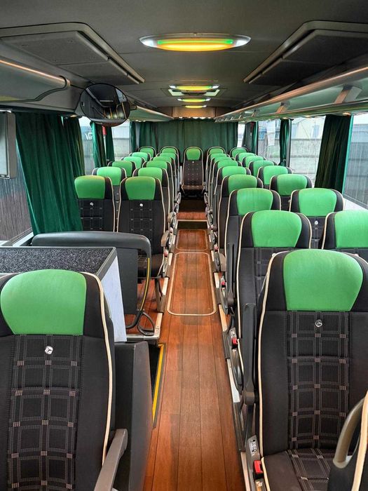 Mercedes Benz Tourismo 15RHD