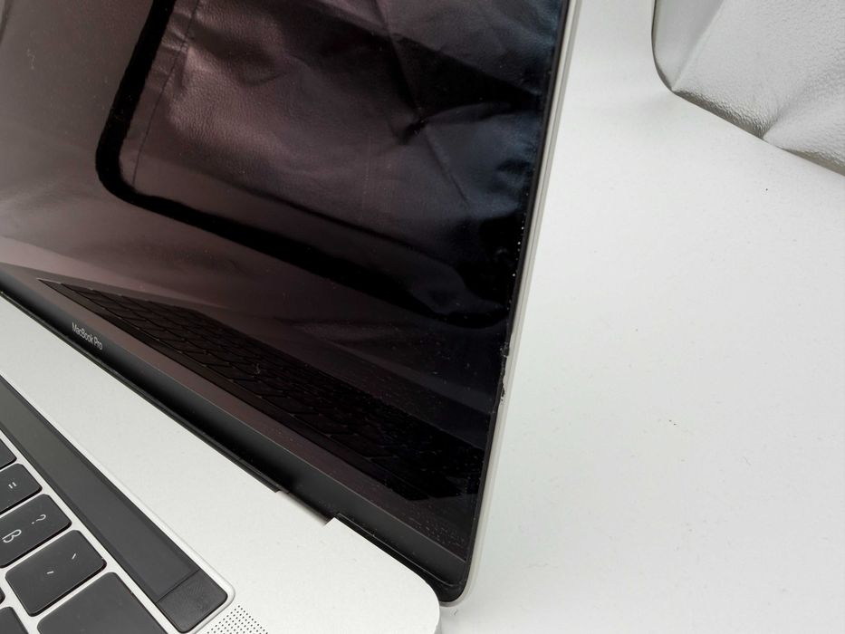 Apple Macbook Pro i7 2.8GHz | 16GB | 512GB