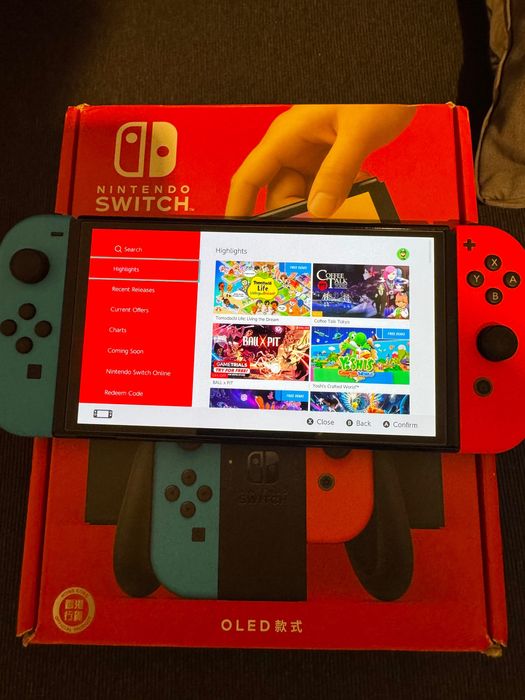 Nintemdo Switch Oled