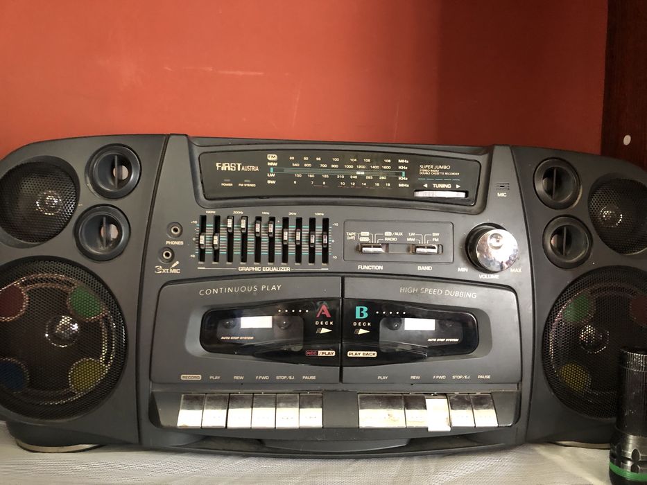 Іоніка BRAVIS LCD DIBLAY . Колонки дві