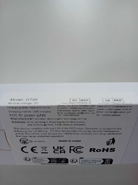 smartwatch ze słuchawkami 2w1 i dotykowym ekranem