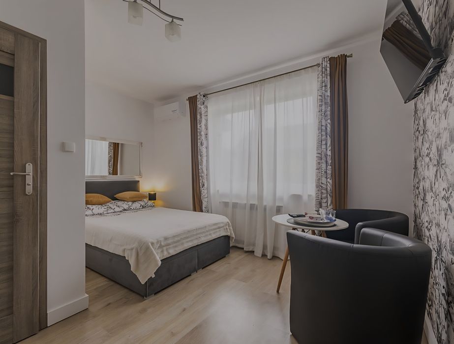 ,,Kiczara"Domki/pokoje nad J.Solińskim -punkt widokowy Polańczyk