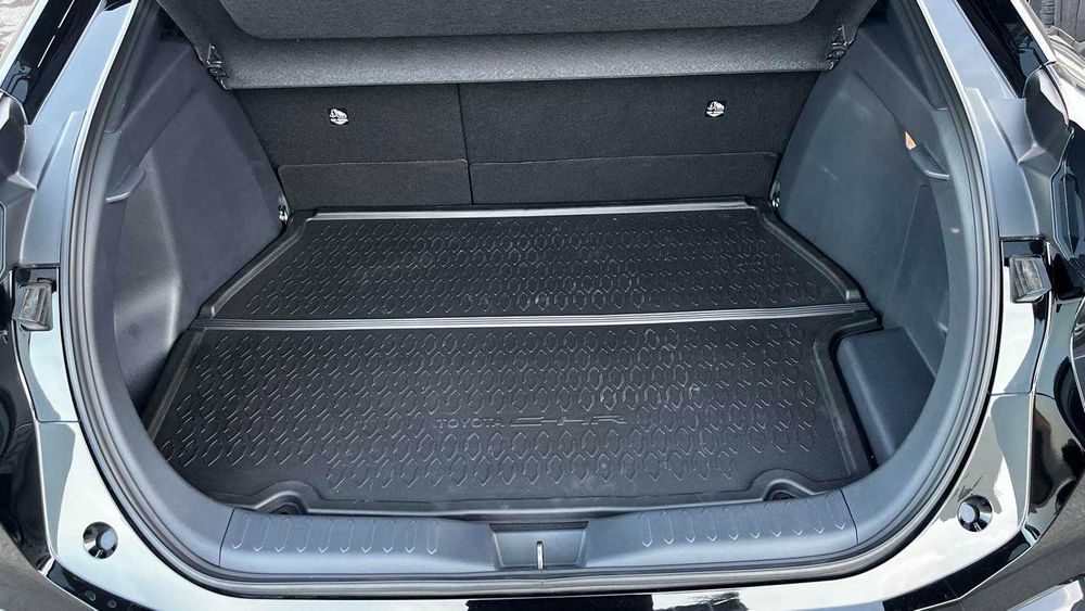 Toyota C-HR 2024 2.0 Hybrid e-CVT AWD-i • Premium Premiere Edition