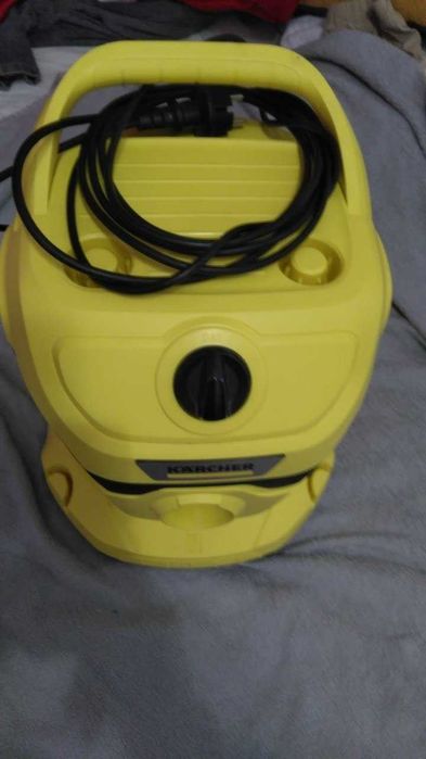 Пылесос Karcher WD 2 минимальный износ