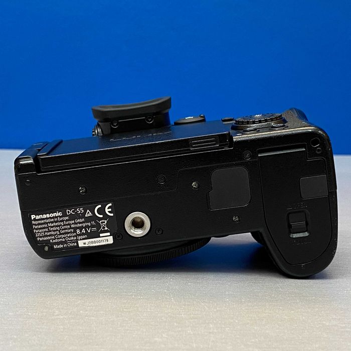 Panasonic Lumix DC-S5 (Corpo) - 24.2MP