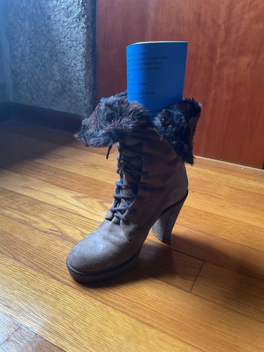 Botas em pele c/pêlo - PROF