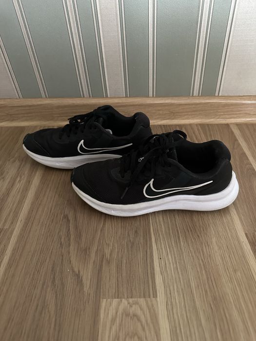 Кроссівки nike  найк