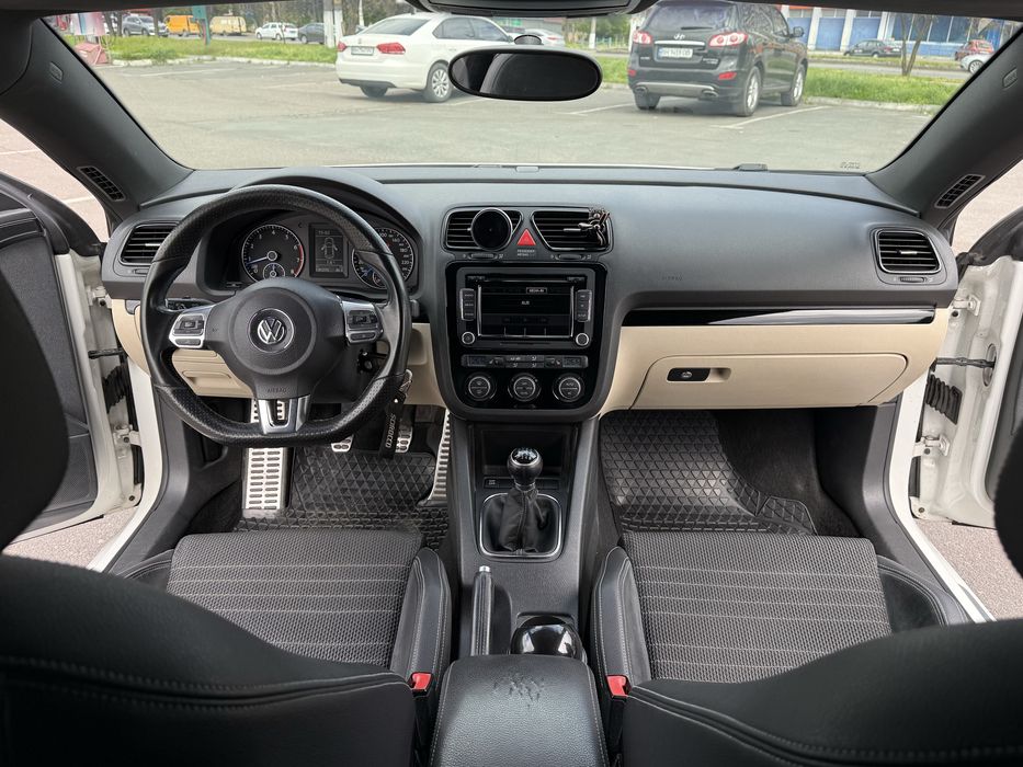 Volkswagen Scirocco R-line