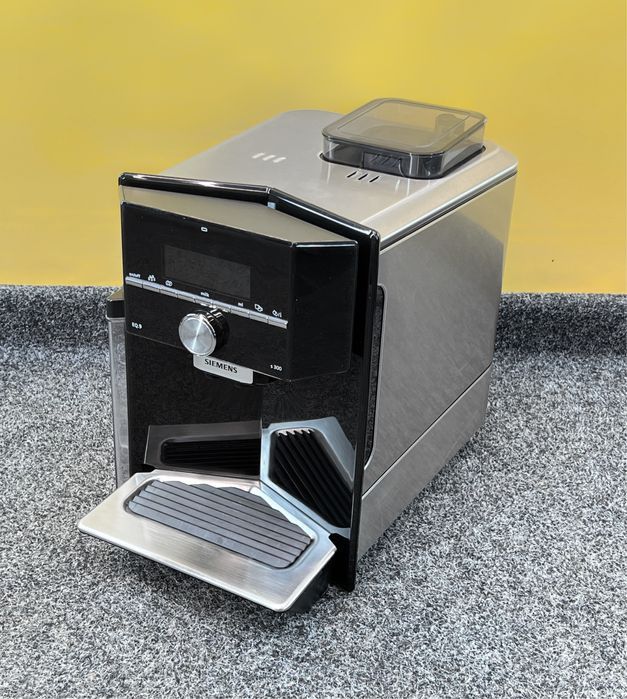 Кофемашина Siemens EQ.9 S300 T1903509DE Автоматическая Premium EU