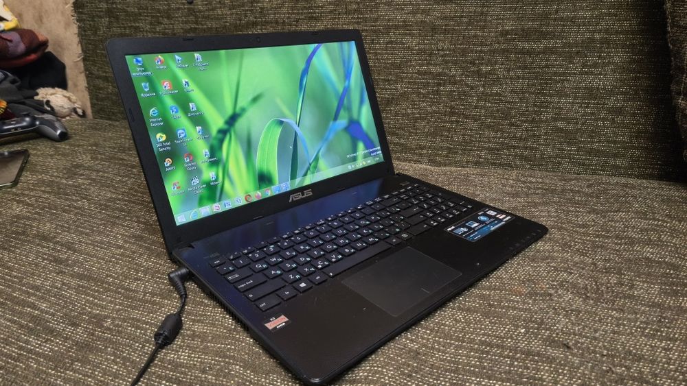 Ноутбук Asus x501u.
