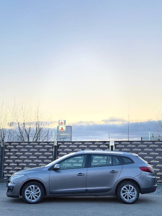 Renault Megane 3. Рестайлинг.1.5 дизель. Автомат.