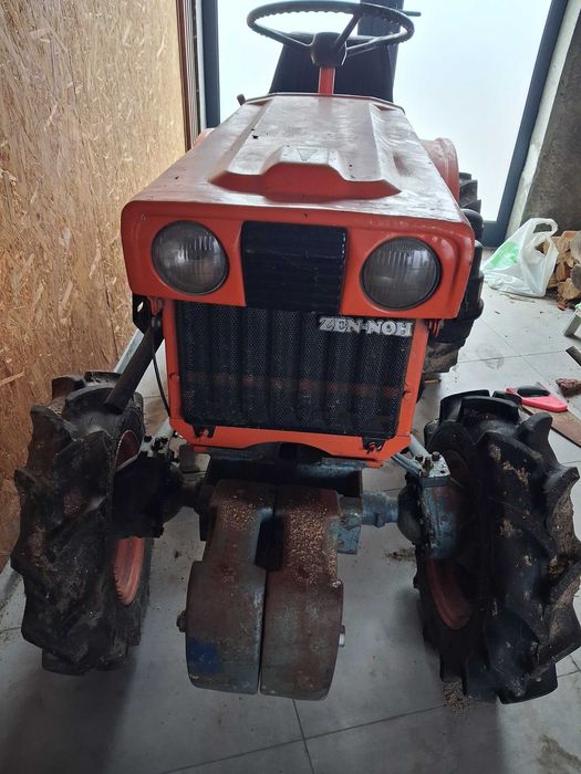 Trator kubota B6000 4x4