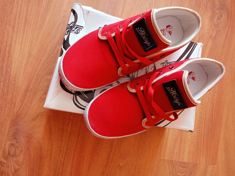 Trampki młodzieżowe Hooy