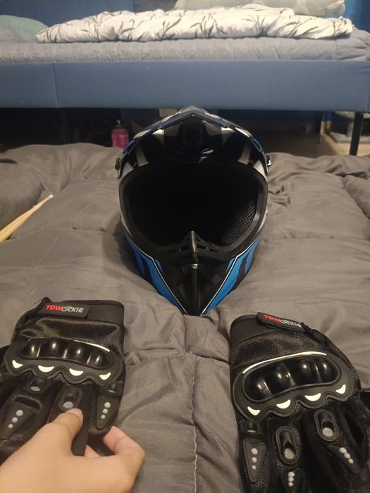 Kask motocross i rekawiczki