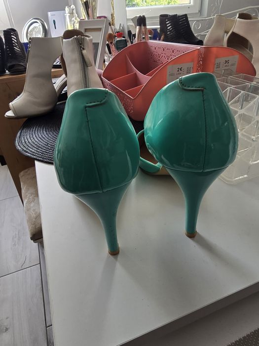 Buty damskie na obcasie Vices