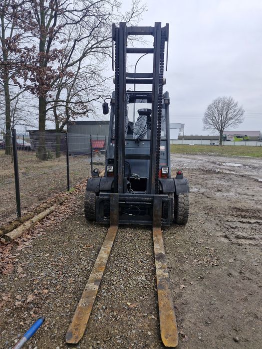 Sprzedam wuzek widlowy linde h50t