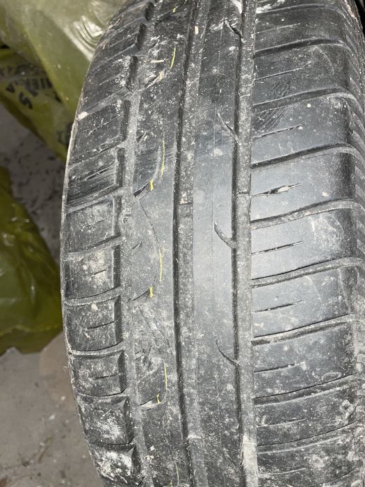 Felgi aluminiowe z oponami letnimi 4 szt 185/60 R14 Volkswagen