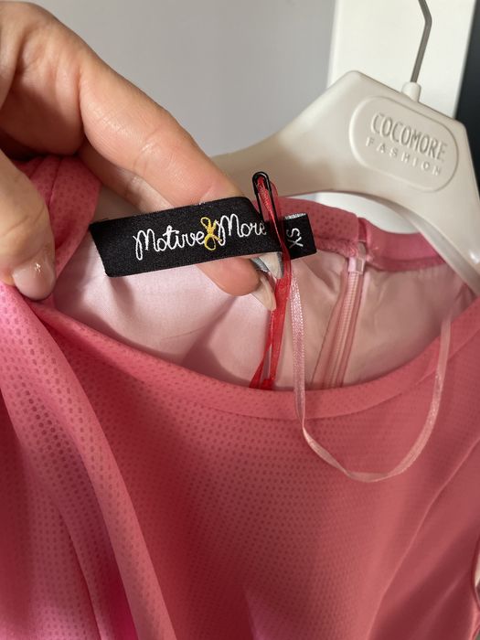 Nowa Sukienka motive and more