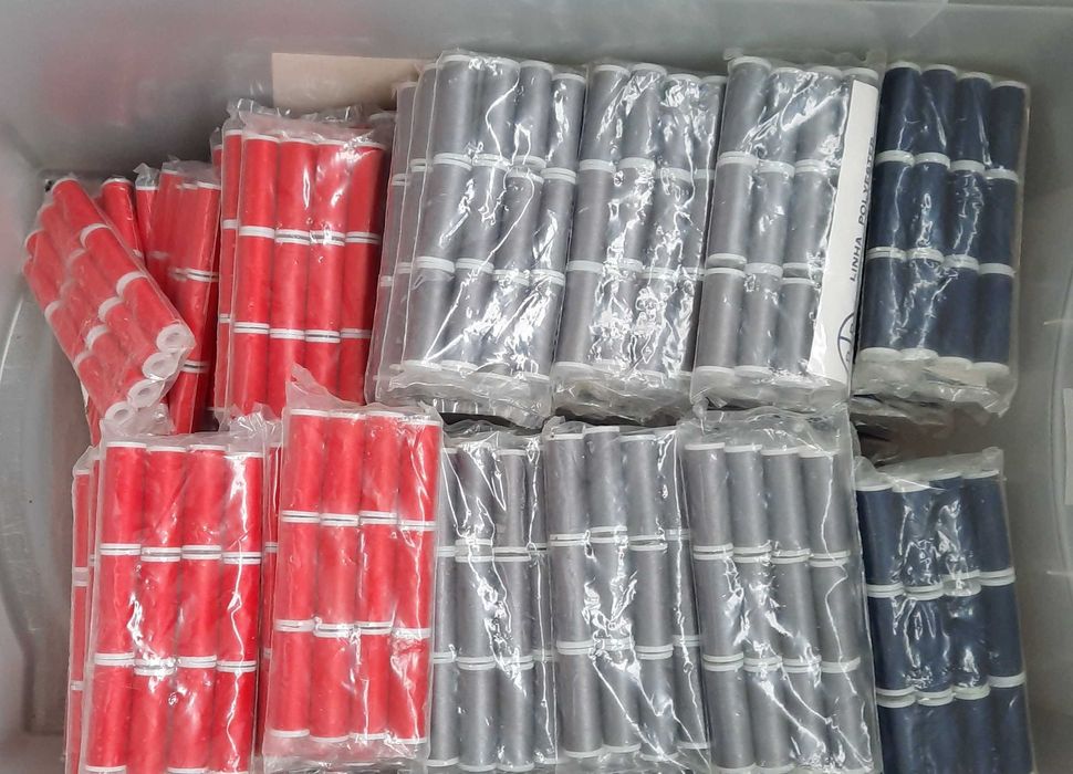 Linhas de costura poliester