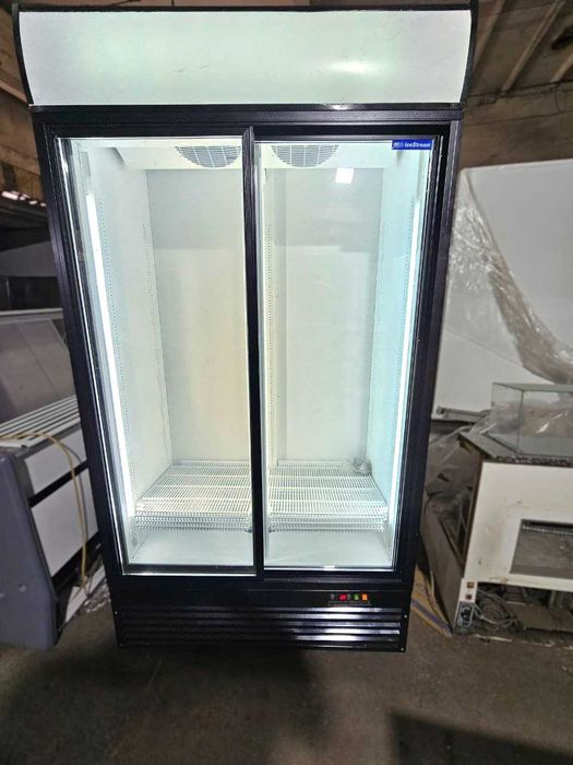 ВИТРИНЫ холодильные ШКАФЫ оборудование торгове обладнання