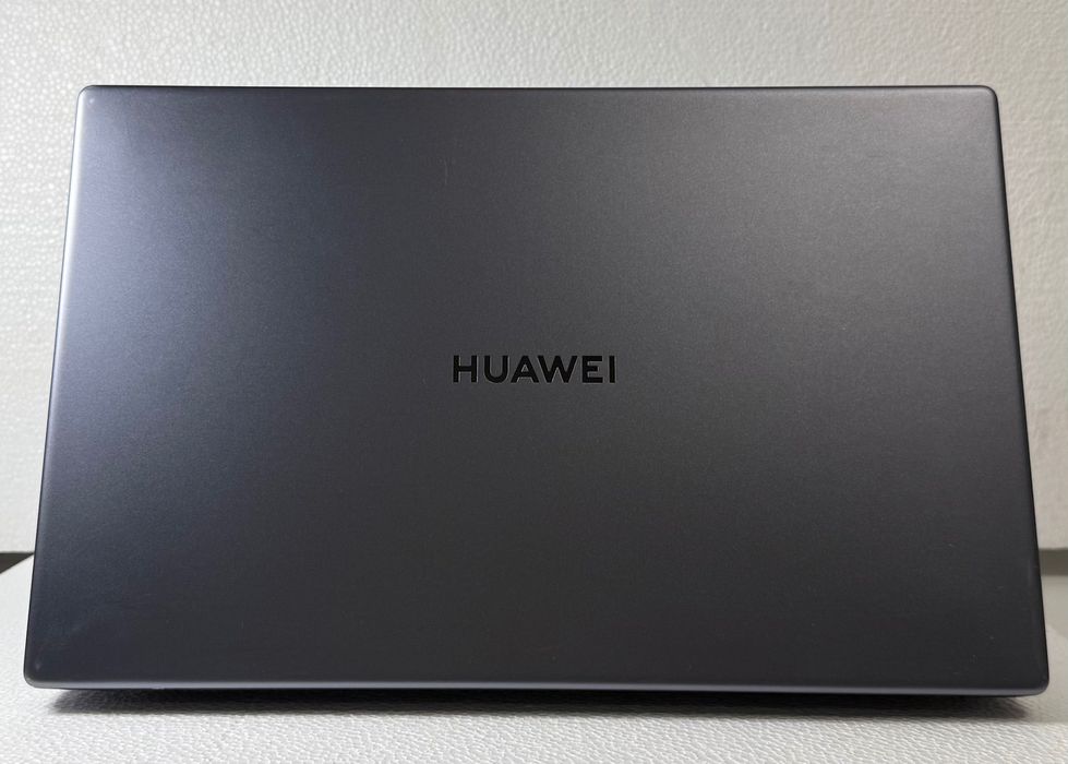 Huawei MateBook D15 Ryzen 7 / 8GB / 512GB SSD
