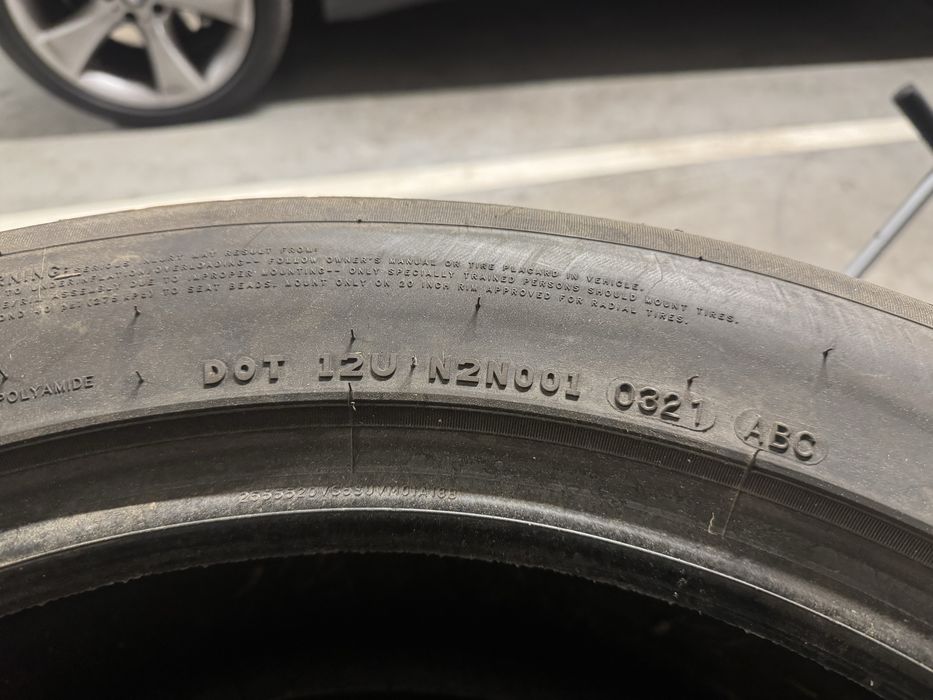4 szt. opony letnie Maxxis Victra Sport 5 SUV 255/55/20 Range Rover