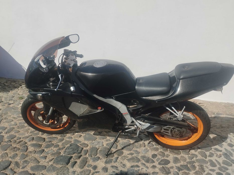 Aprilia RS 50 Monobraço (1996) – Matrícula Branca (Motociclo) – Beja