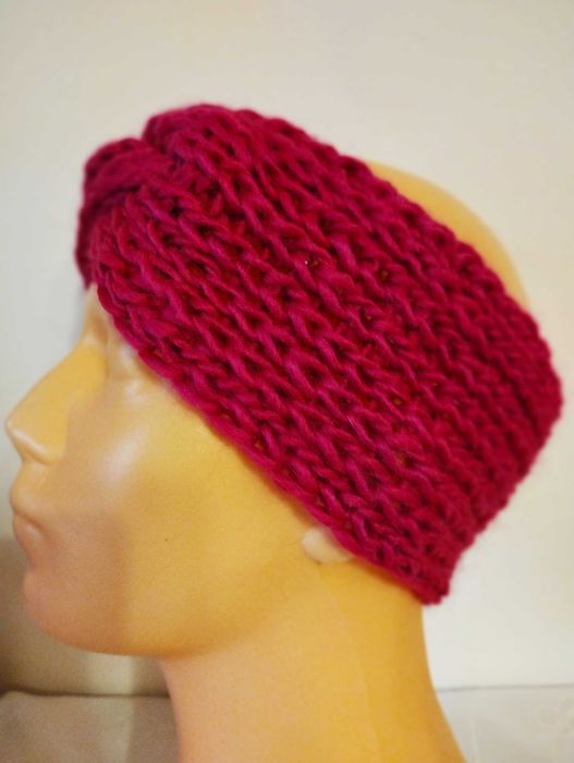 Amarantowa opaska na głowę