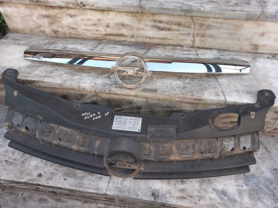 Grelha Frontal - Opel Astra H